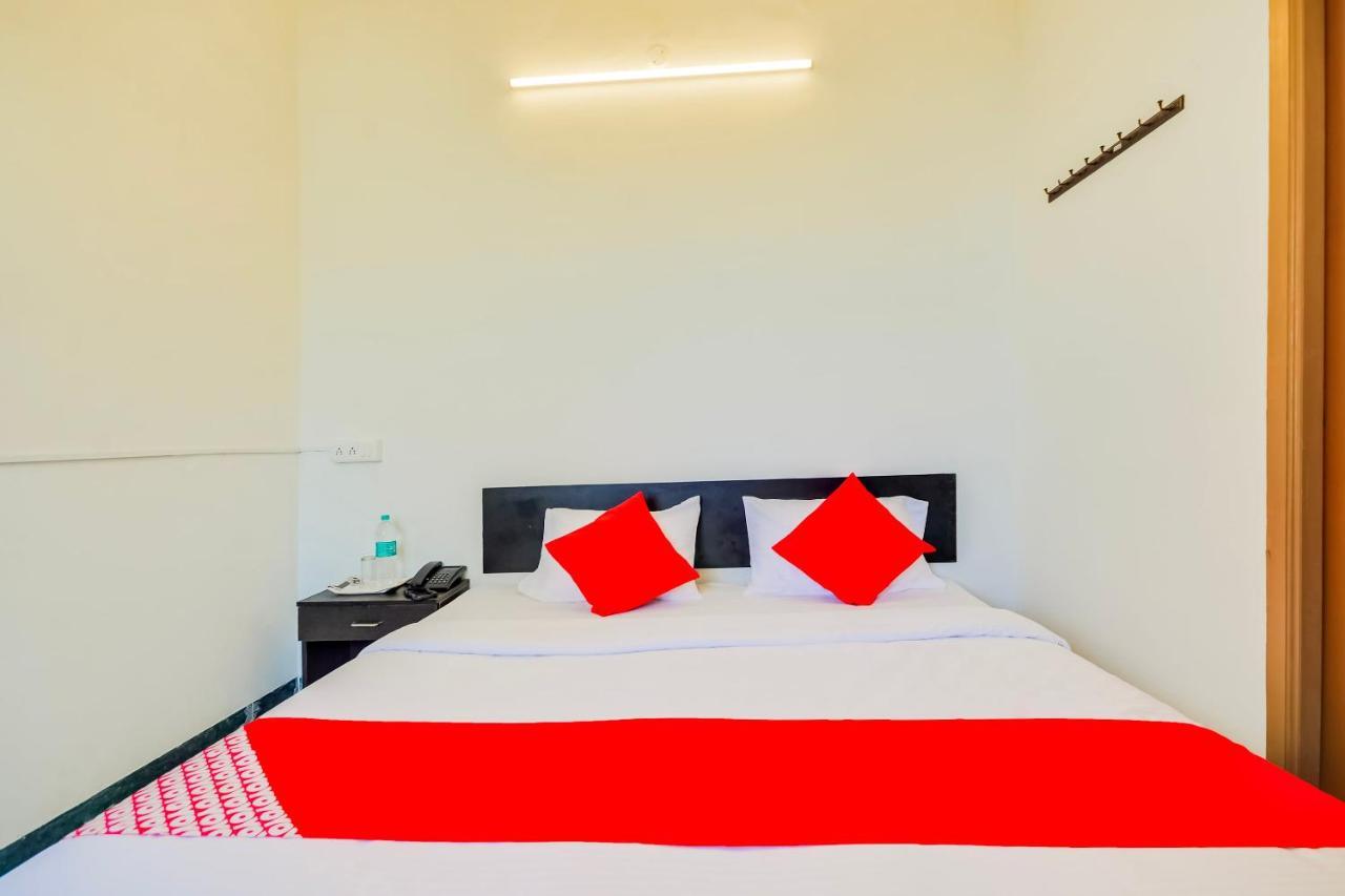 Oyo 67267 Ss Residency Hotel โคอิมบาทอร์ ภายนอก รูปภาพ