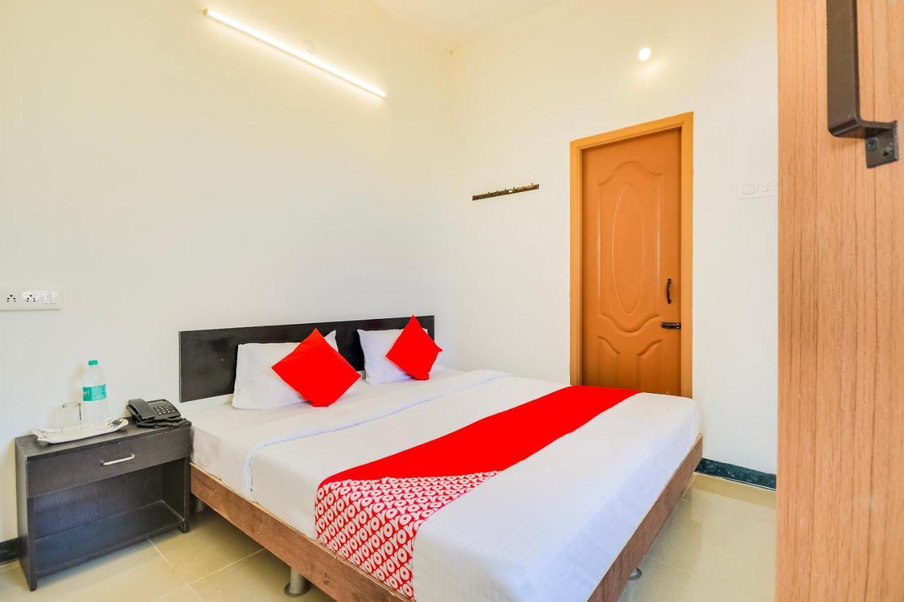 Oyo 67267 Ss Residency Hotel โคอิมบาทอร์ ภายนอก รูปภาพ