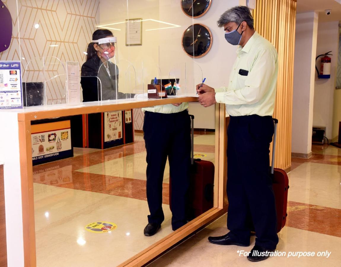 Oyo 67267 Ss Residency Hotel โคอิมบาทอร์ ภายนอก รูปภาพ